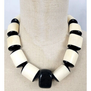 Marina & Susanna Sent Chunky Black White Resin STateen Necklace Italy